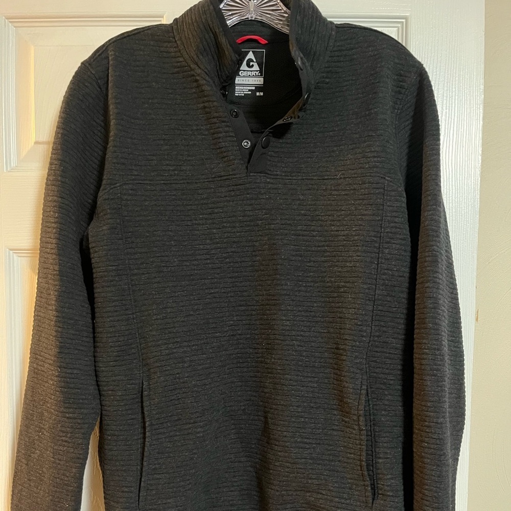 GERRY Men's Black Sweater